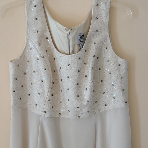 Formal dress sleeveless with Jacket - Picture 4 of 9